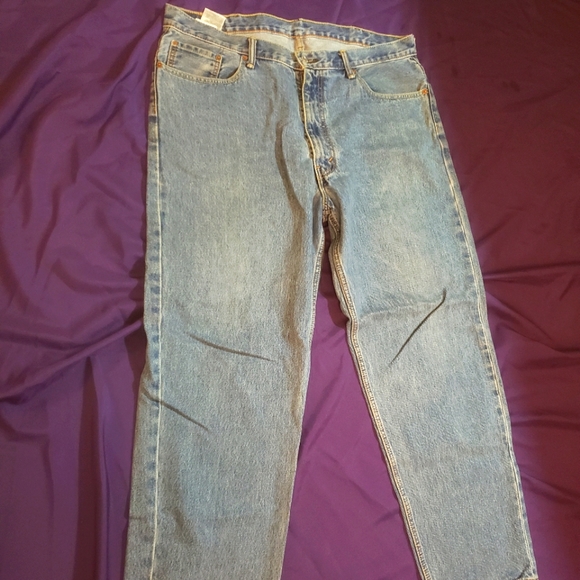 Levi's Other - LEVI'S 550 40X32  RELAXED JEANS